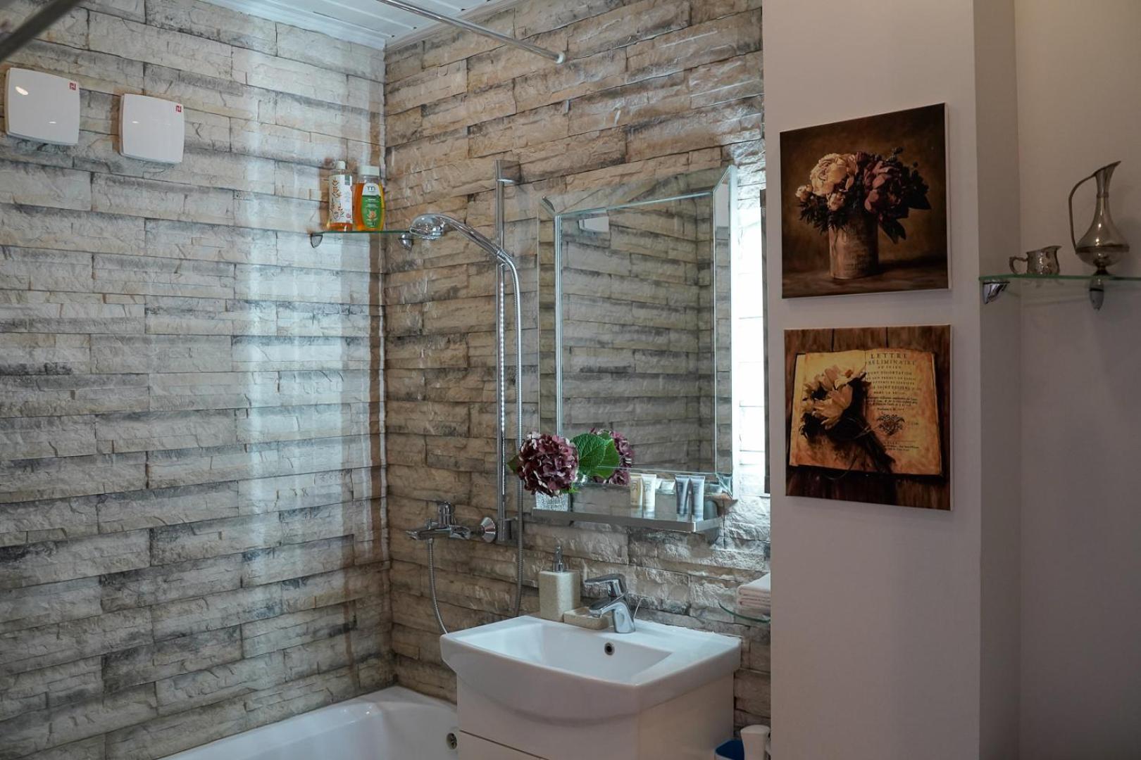 Apartamentai Birstono Centre Su Zidiniu Birstonas Ngoại thất bức ảnh